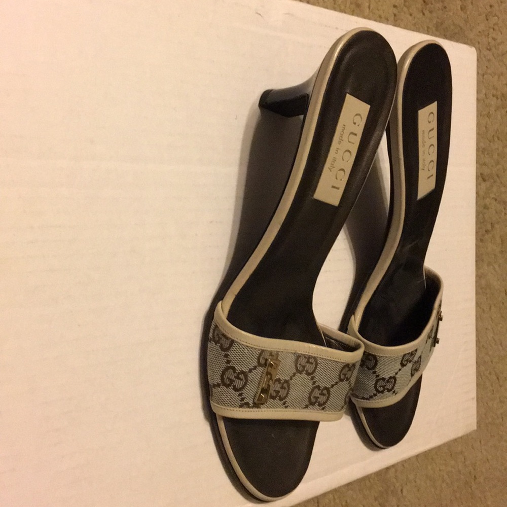 Gucci Gg Beige Heels 9B